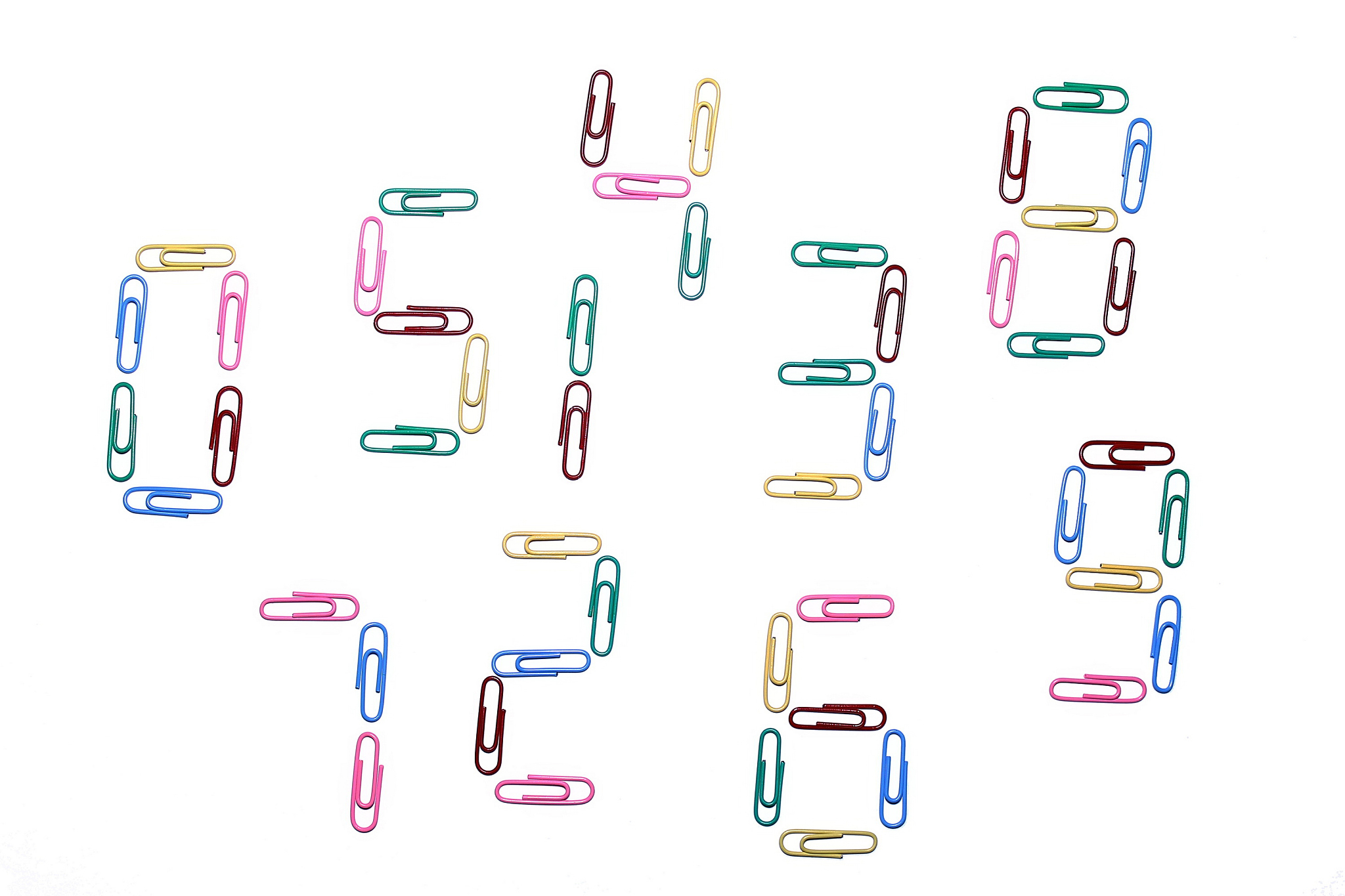 编办数字档案管理包括机构管理、人员档案、文件档案和知识库。请帮我描述一段话不多于一百个字。