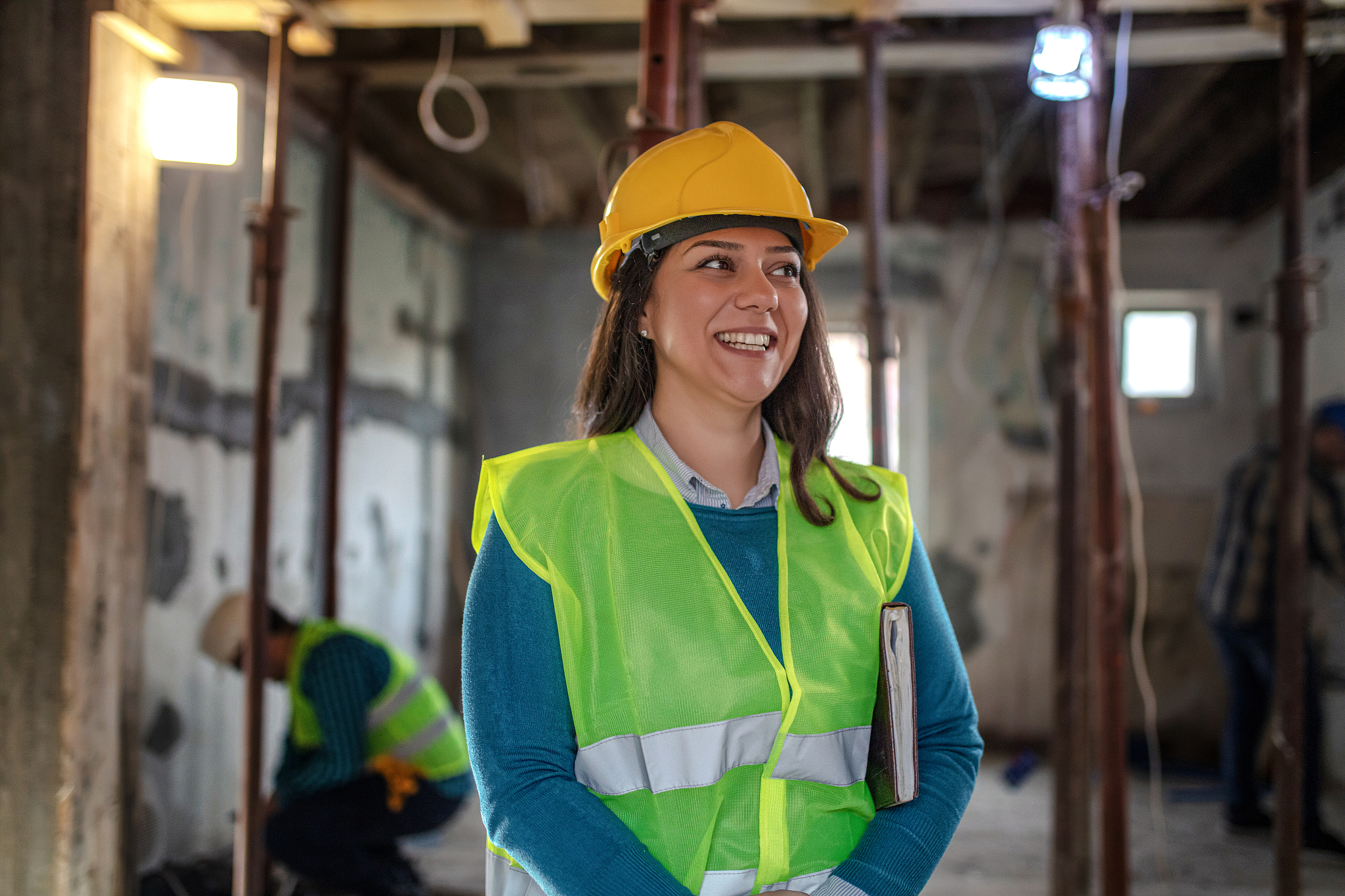 西安铁路电务工程专业承包二级资质办理指南：新办与转让流程详解