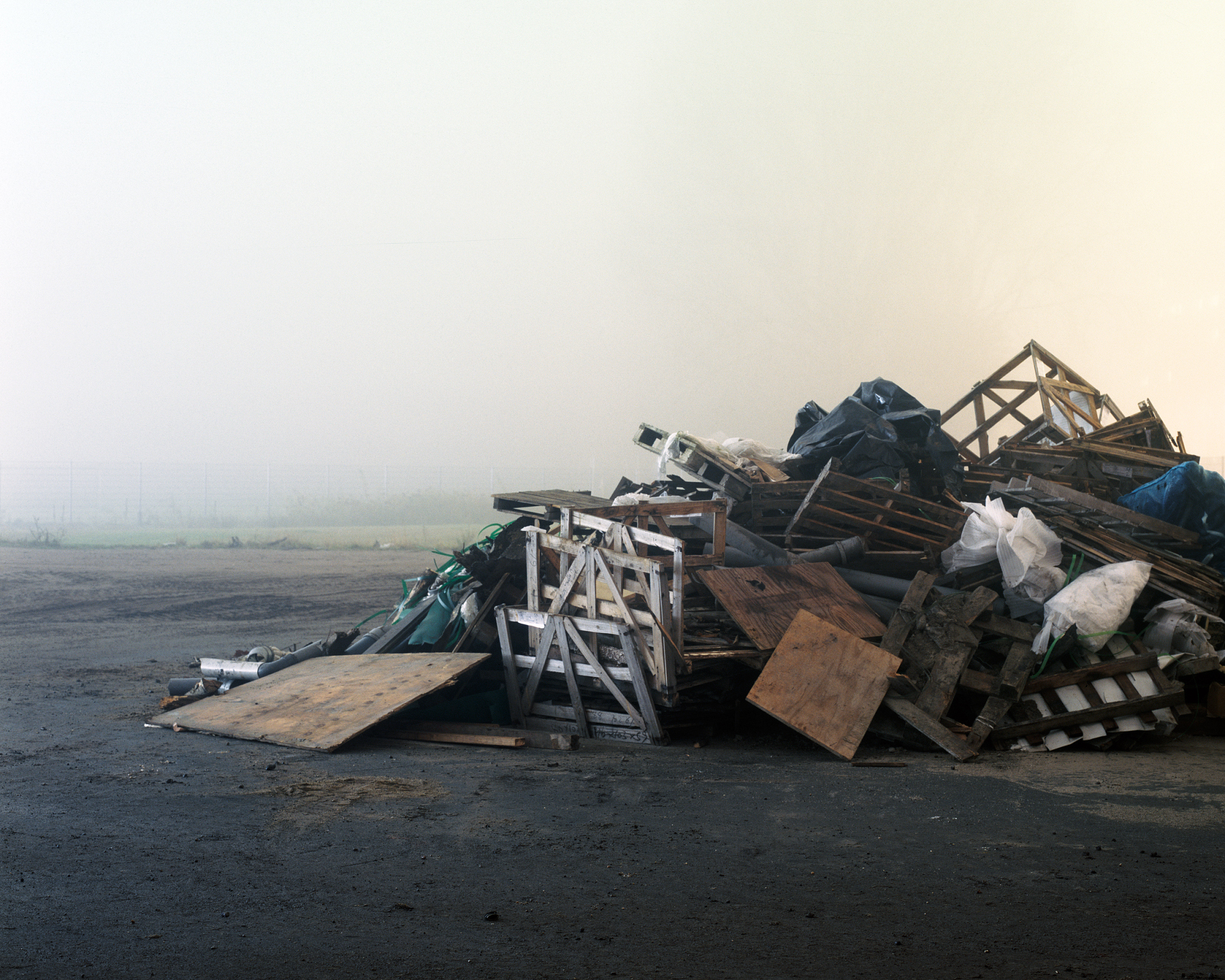 高寒高海拔与夏热冬暖地区固体废弃物建材及应用技术比较研究