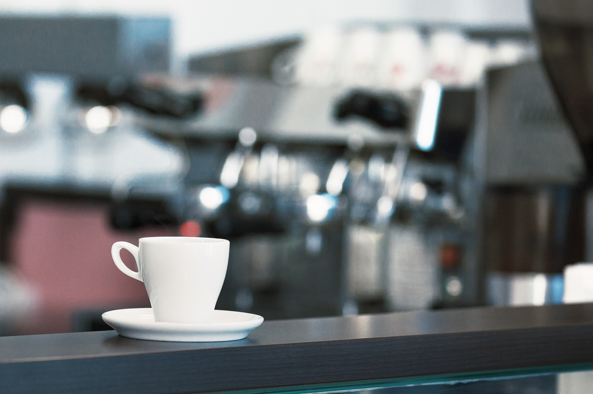 分享一个你身边努力追寻理想的人物案例并简要分析你从他她身上学到了什么。300字左右我在兼职咖啡店的时候遇到了一个很努力的朋友她叫做咖喱在我看来她是一个非常努力追寻理想的人物她很爱自己的生活