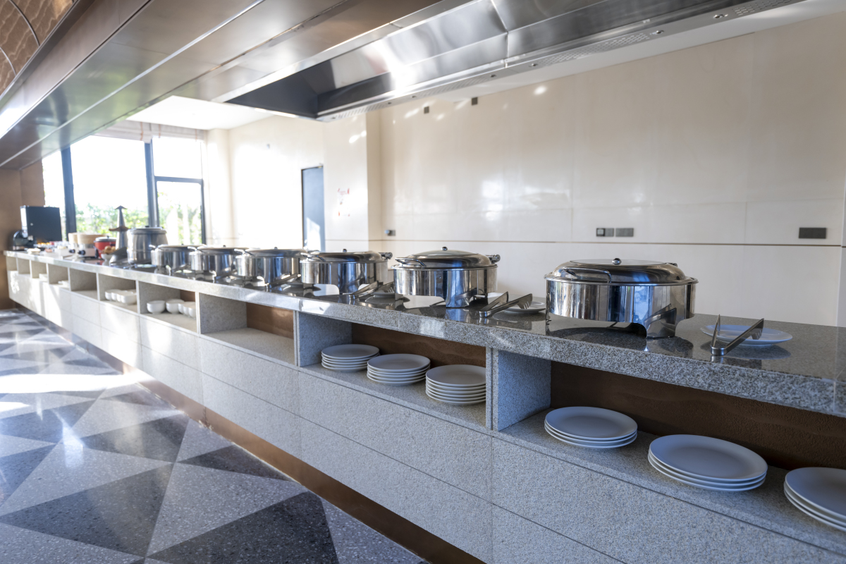 厂里新建食堂报道