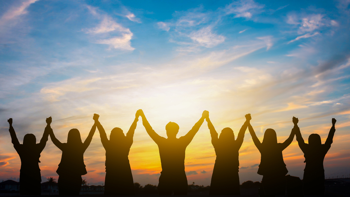 与 同行写一篇记叙文至少400字