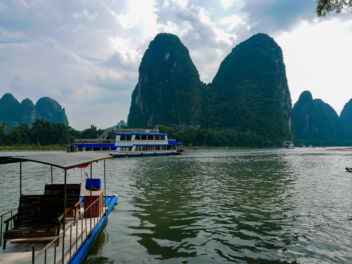 探秘桂林山水甲天下：漓江在哪里？