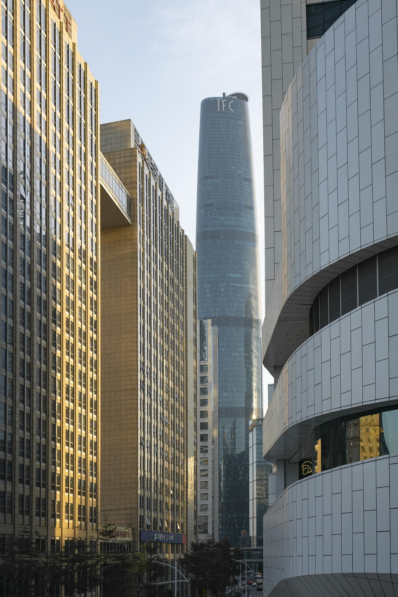 广州媒体电话求助热线：020-12345