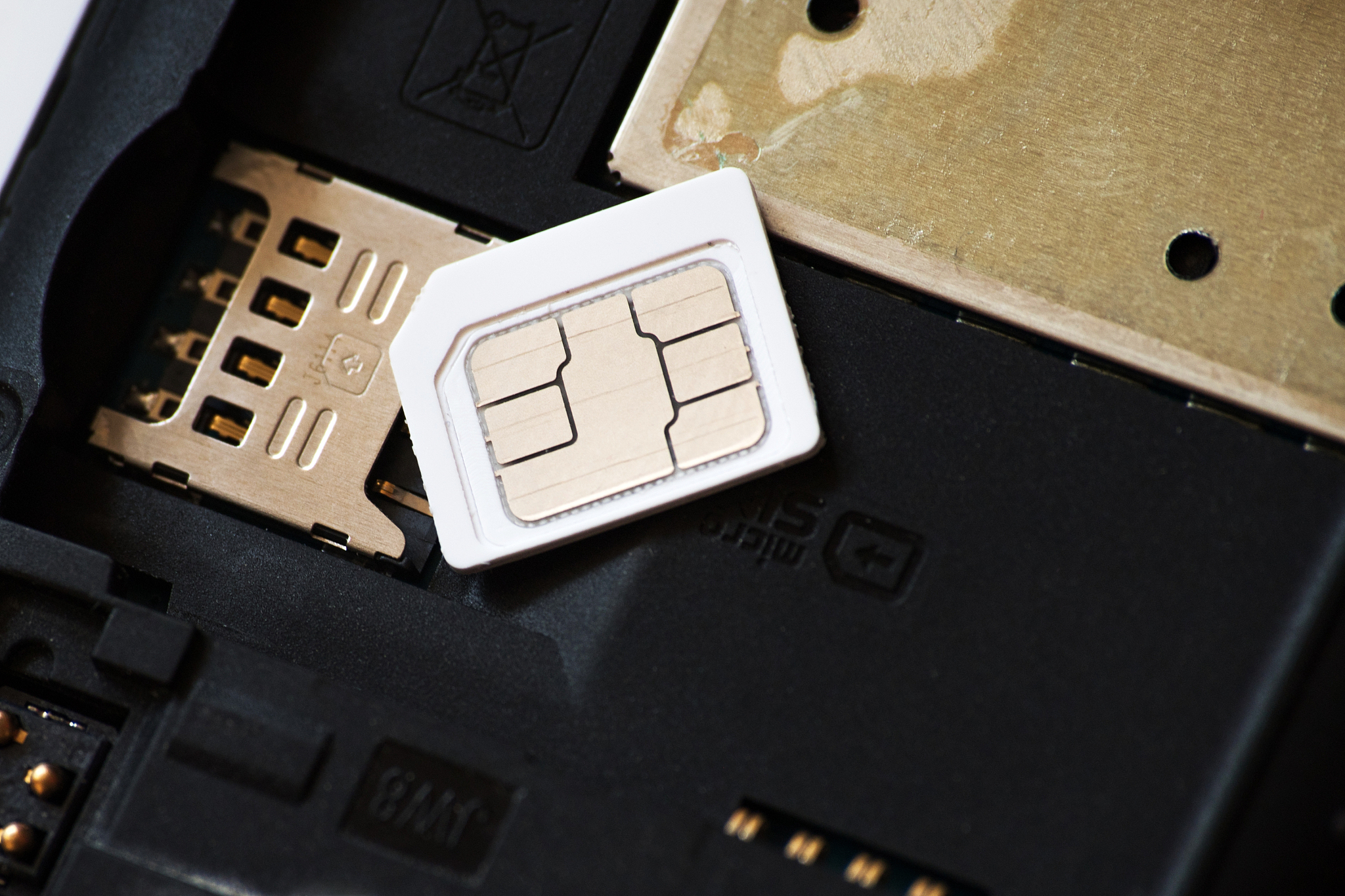 SIM 卡 PUK 码解锁教程：快速恢复手机使用