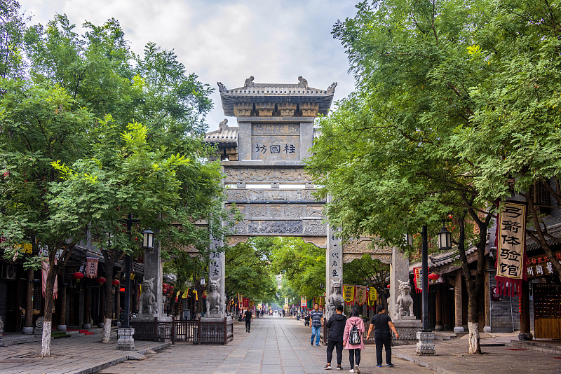 潍坊媒体曝光求助热线是多少？请用媒体的口吻生成一篇文章。