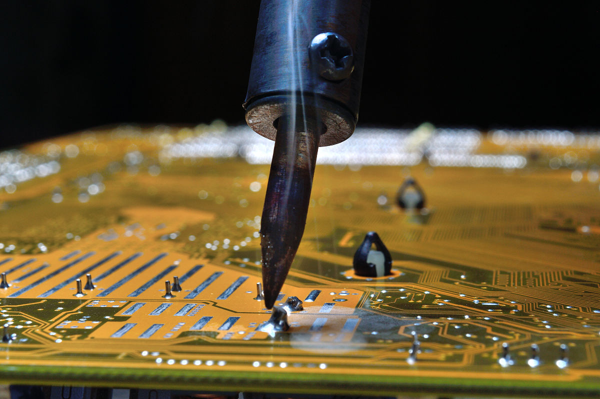 SMT回流焊温度调节指南：提升焊接质量的八个步骤