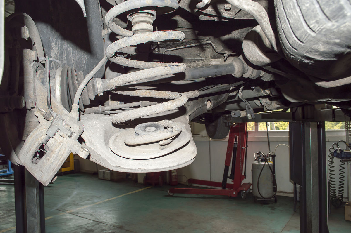 全自动密接式车钩应用于导流罩内和单元间：适用性分析