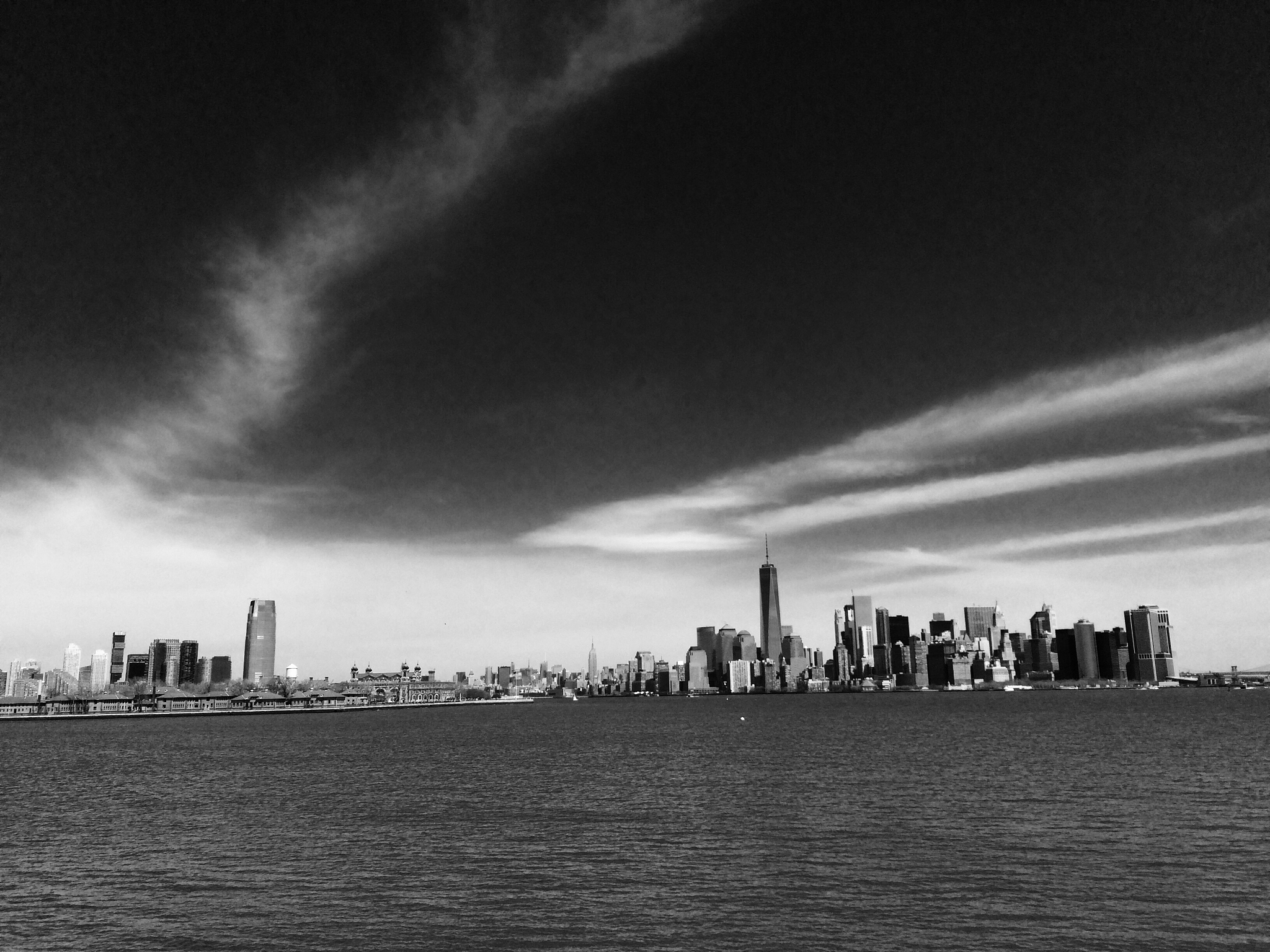 长沙自贸临空区经济运行方面存在的问题、制度创新方面存在的问题、外贸方面存在的问题相关问题阐述要详细一点