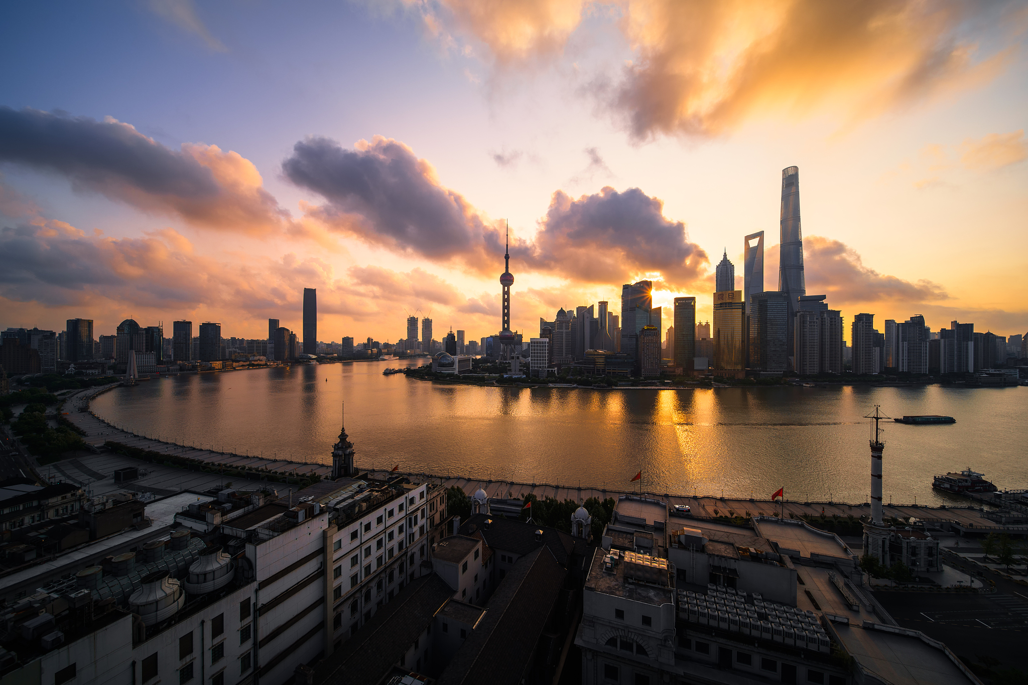the city of those scenery and clouds