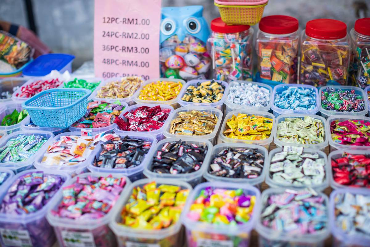 美味屋零食店：满足您对美味的渴望