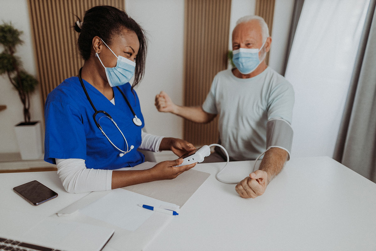 城区体检患者手术跟进策略：提高患者留院手术率