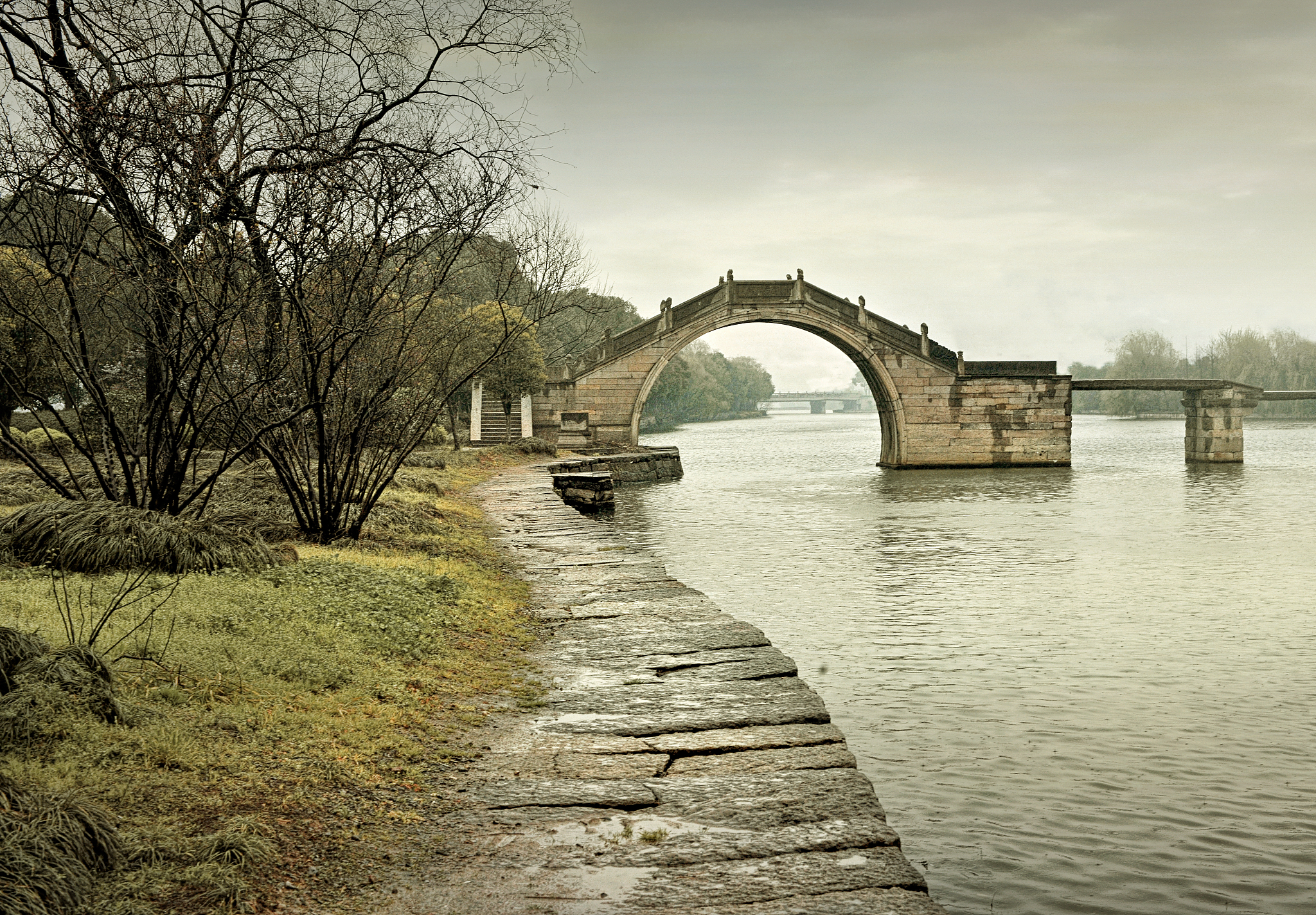 桥的四字短语：优雅意境，诗情画意