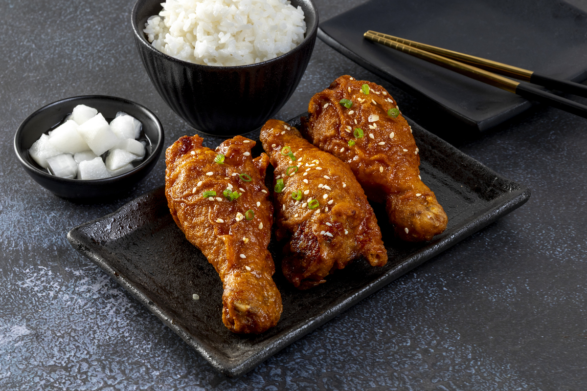 爆款美食！蜜汁烤鸡翅，酥脆香甜，好吃到爆！
