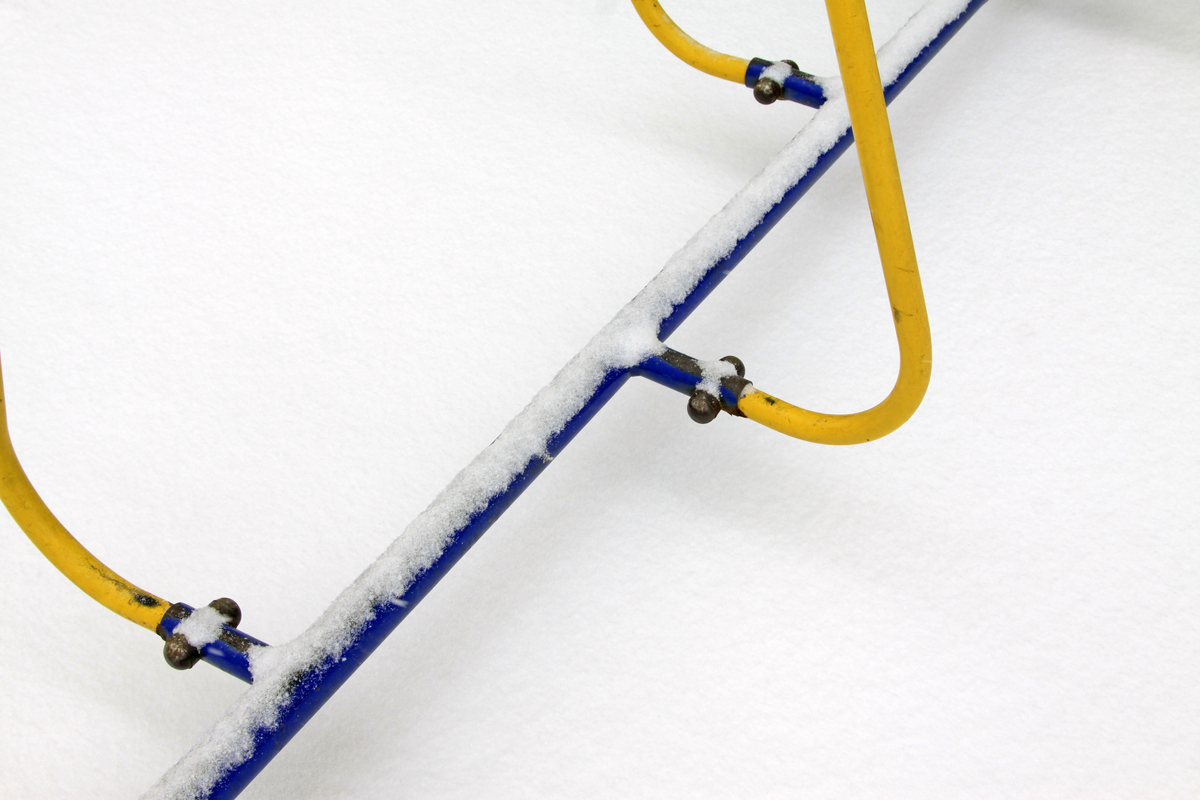 电缆敷设用滑轮吗帮我用180字详细描述