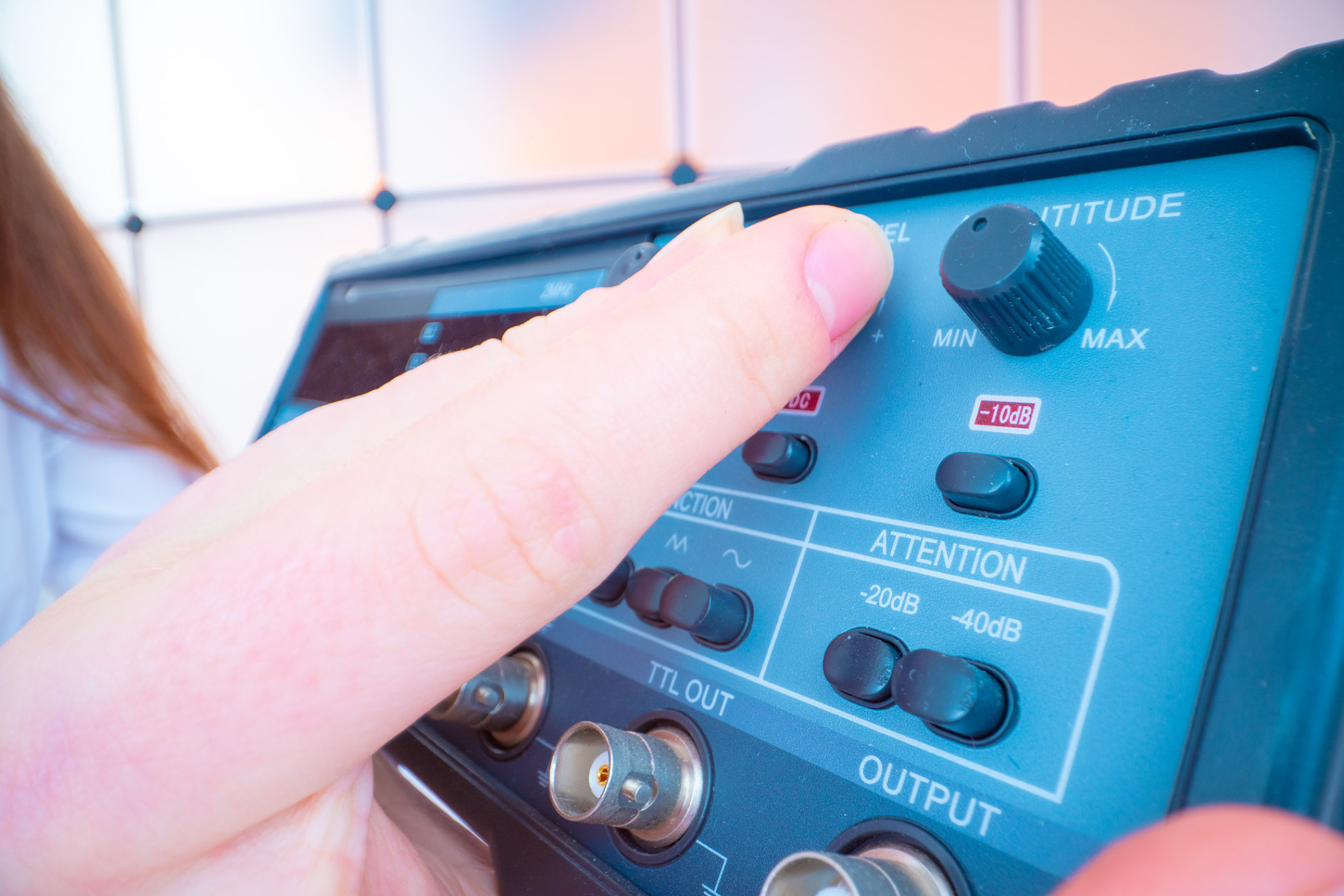 开封市信息工程学校2023年专业设置：计算机、电子信息、软件、物联网