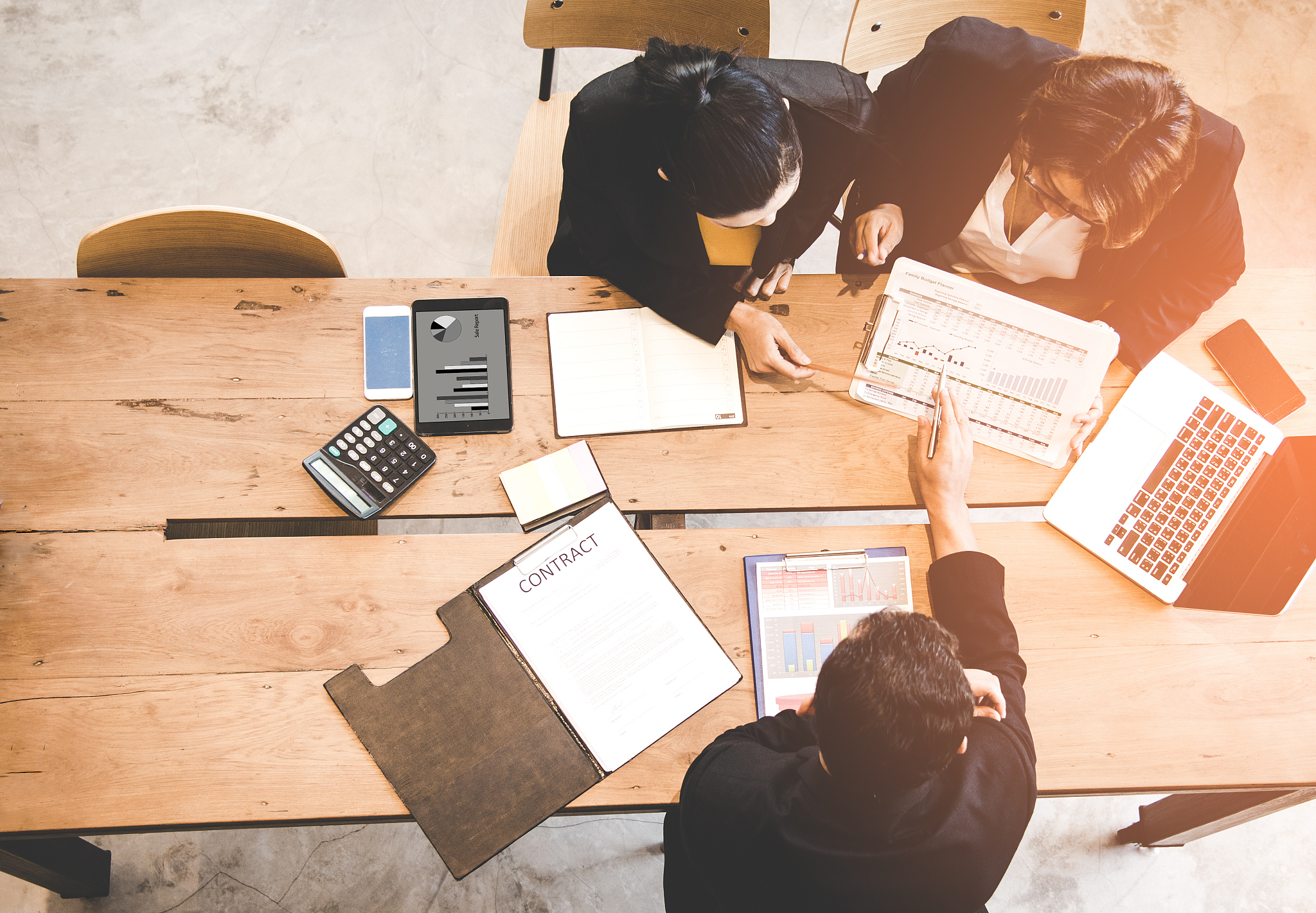 我是会计专业的学生现在在一家企业实习职位是会计助理。现在是实习的第七周也是倒数第二周请500字的实习周记