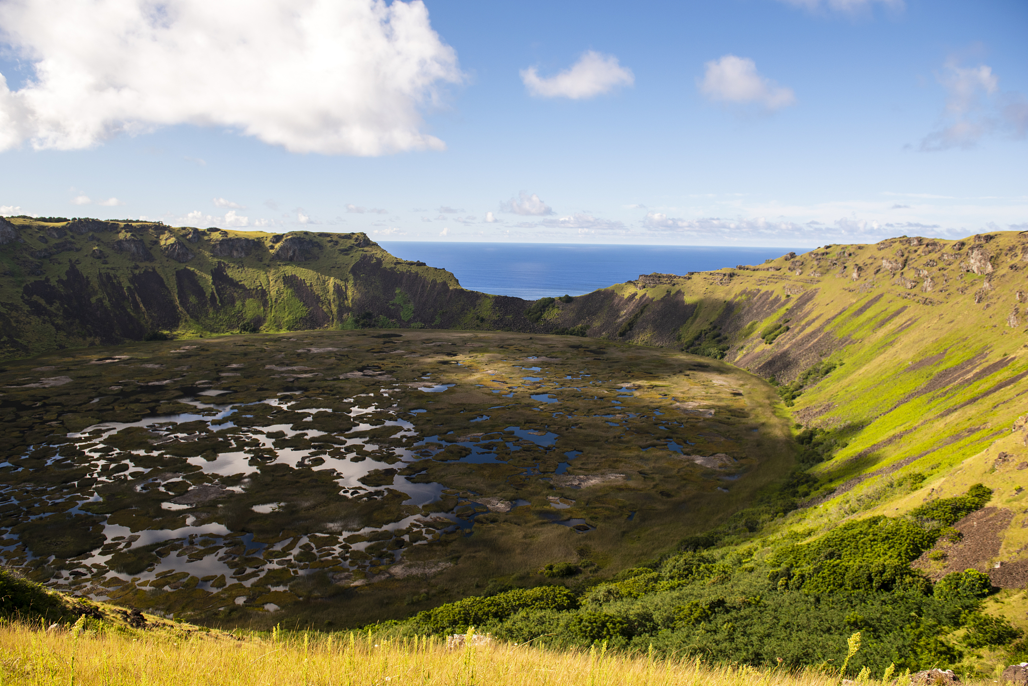 rano kao volcano crater lake, easter island
