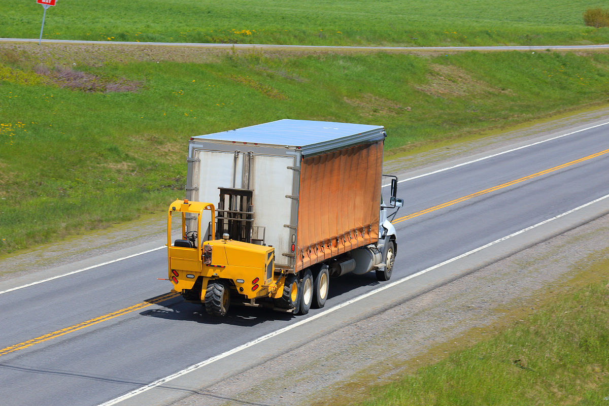 重型卡车电动化与换电站建设：推动新能源汽车发展的新方向