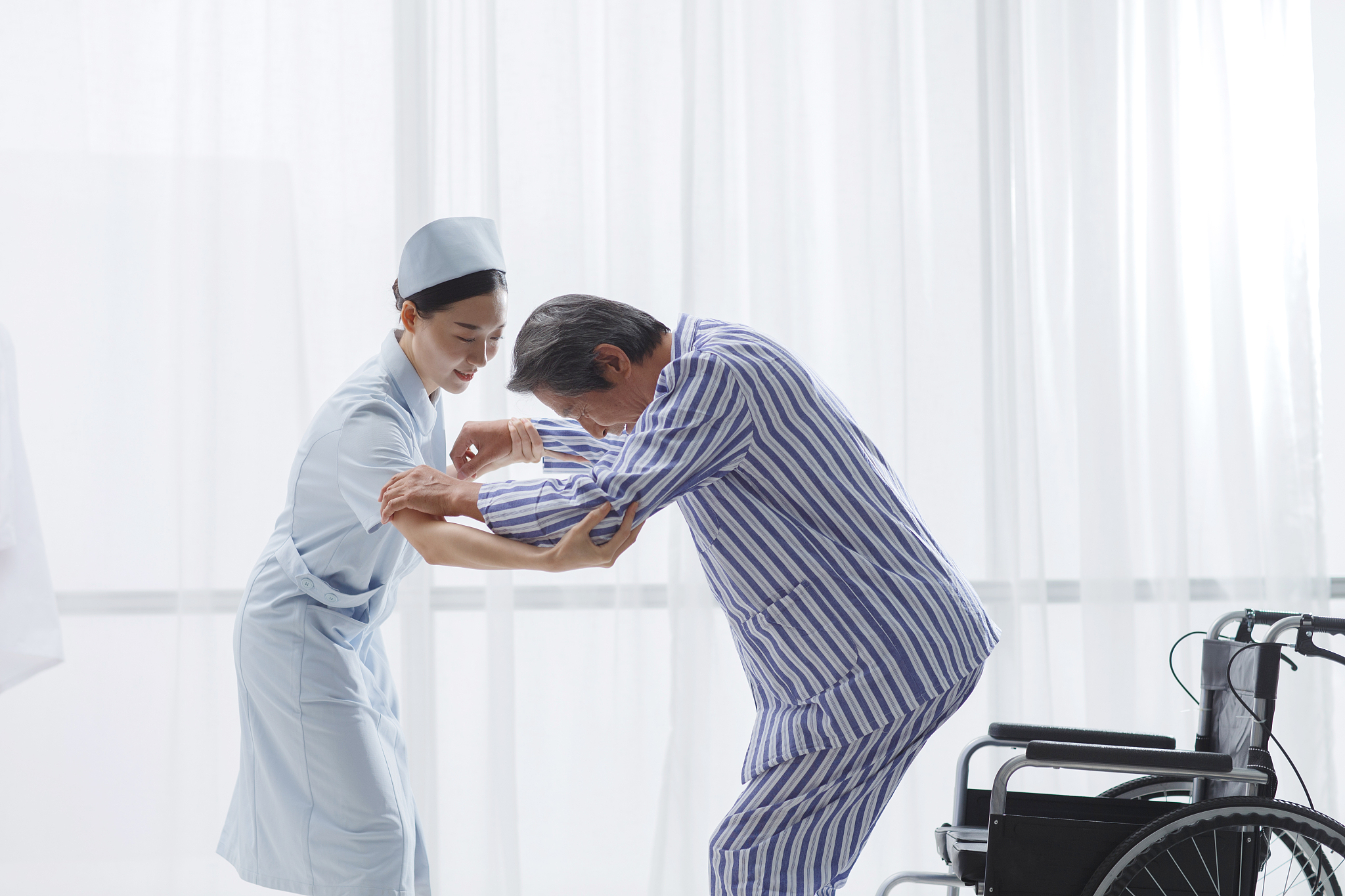 海南科技职业学院社区康复专业：培养社区健康守护者