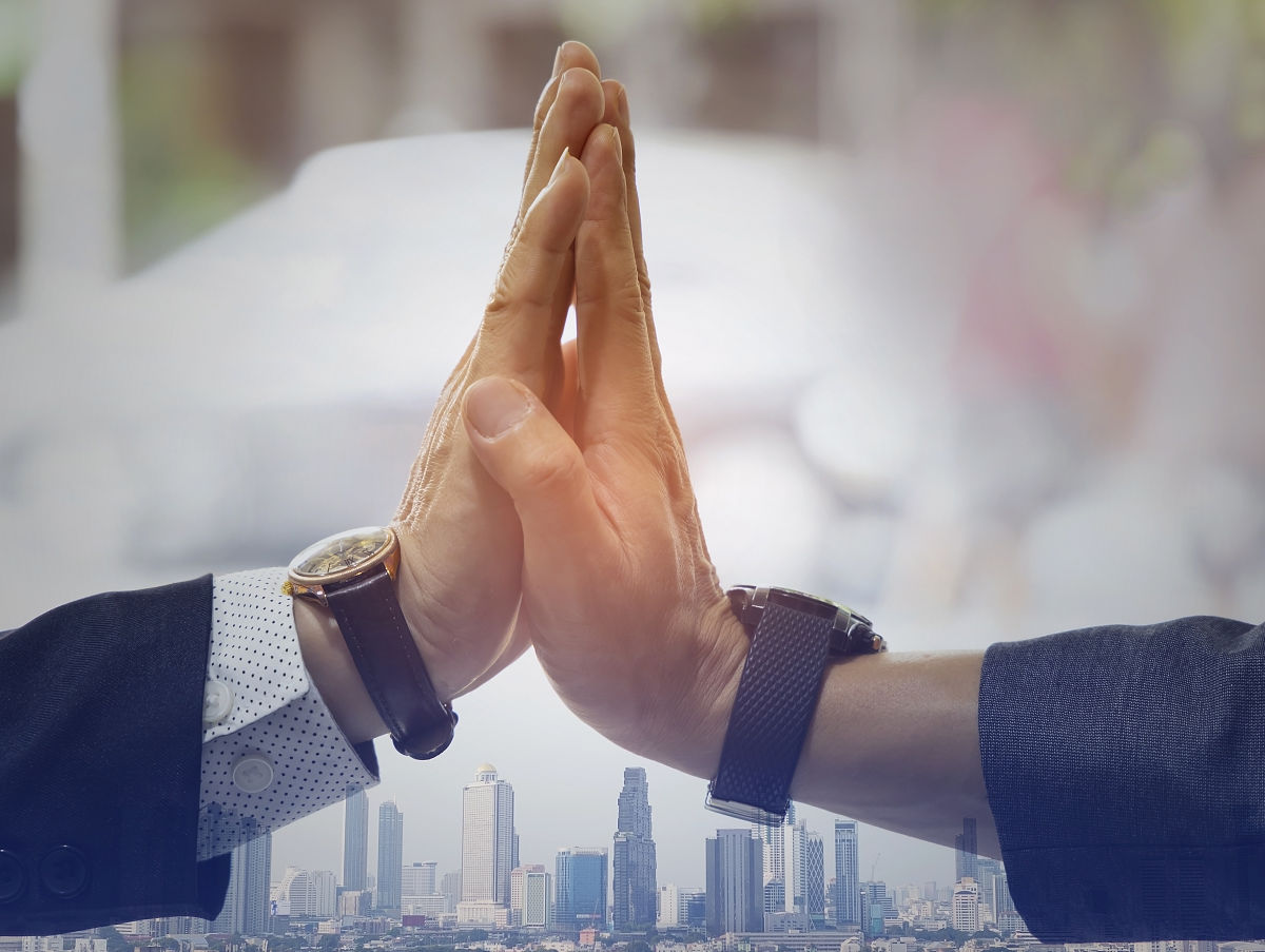 新入职教师评价：积极工作态度和高素质教学能力