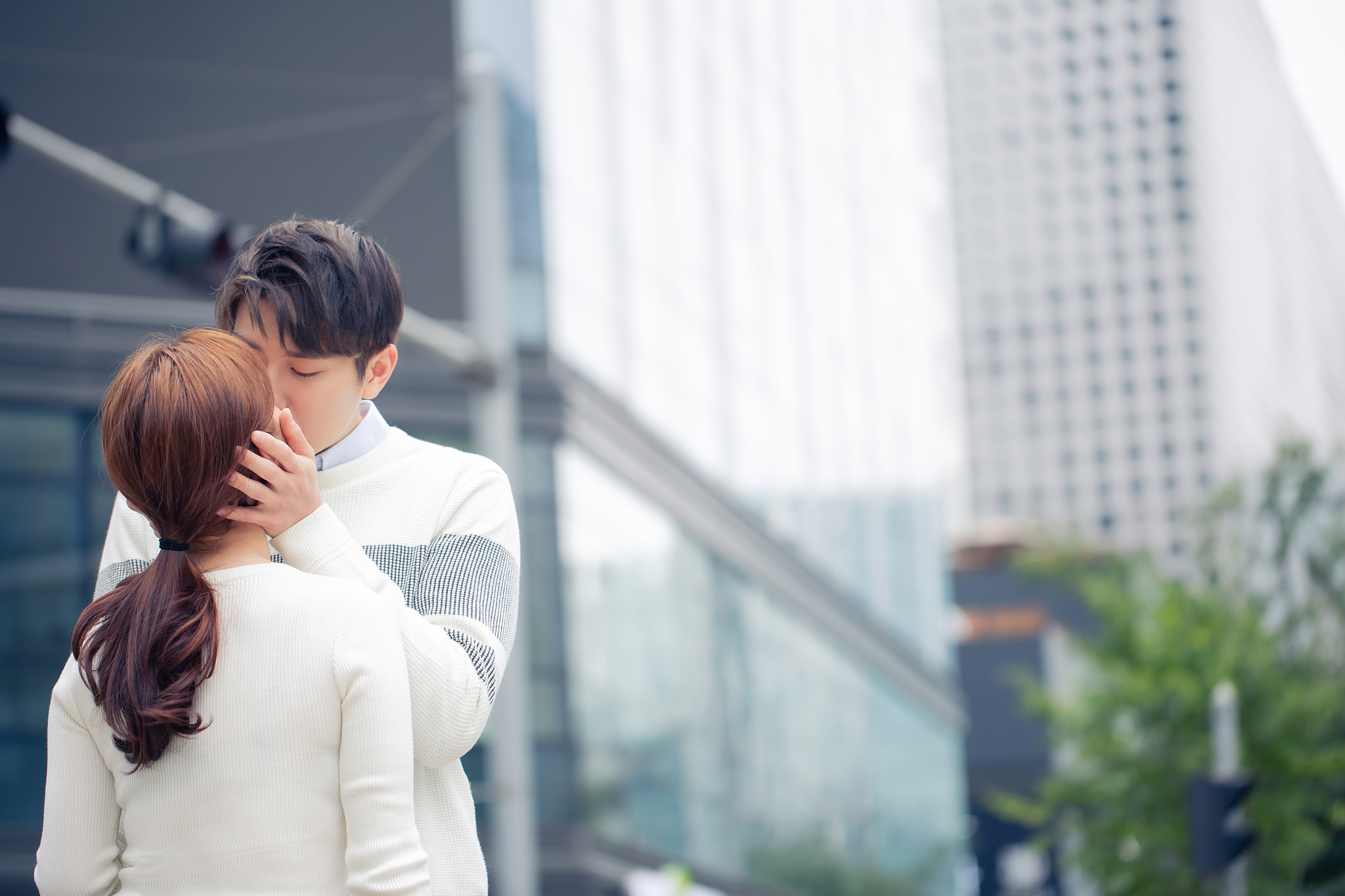 多年未联系的异性朋友，昨天联系上了，好开心！