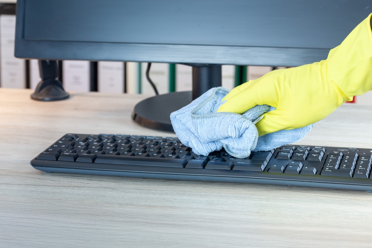 笔记本电脑进了很多尘螨怎么办