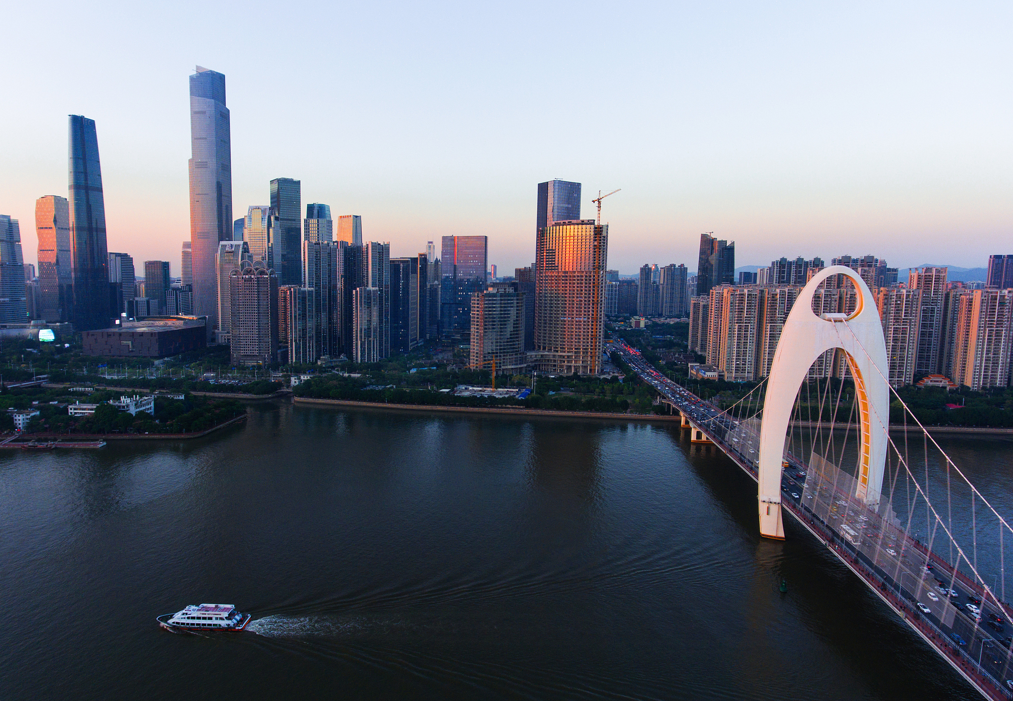 guangzhou skyline