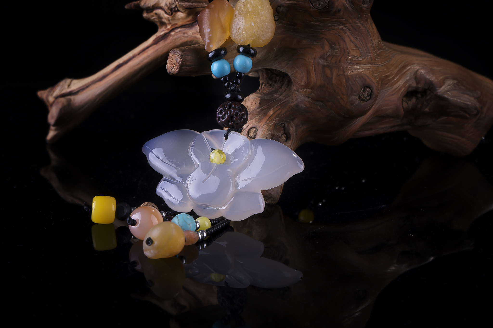 重庆市潼南恩威职业高级中学校珠宝玉石加工与营销专业优势与发展前景