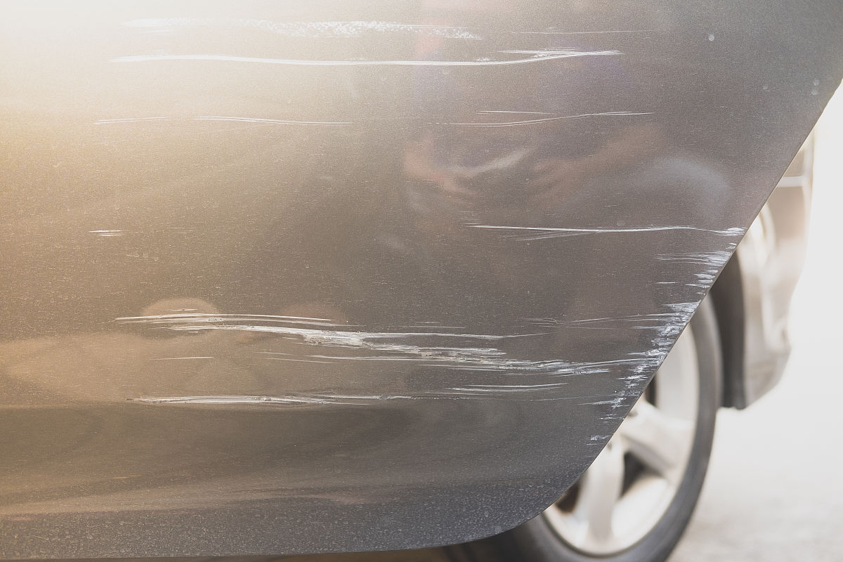 车门凹陷如何修复