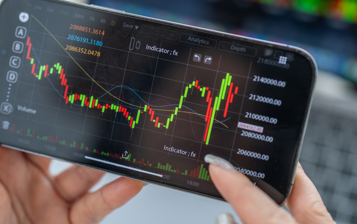 美股投资参考网站大全：15个值得关注的平台