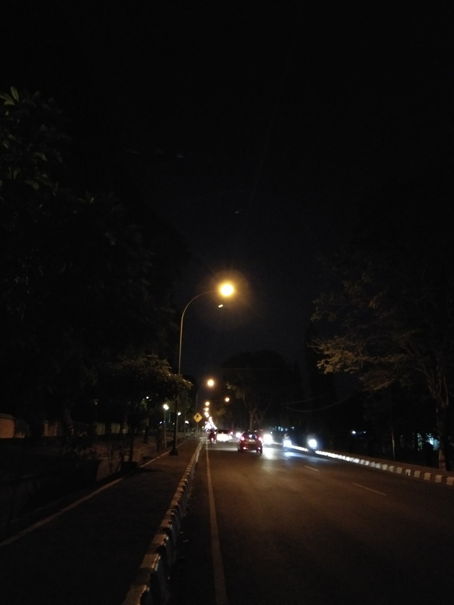 lights of the night city. unfocused photo. blurred lights backgr