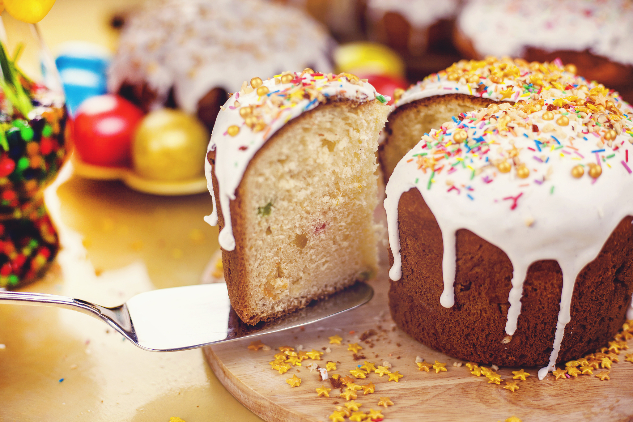 easter cake, easter eggs decorated