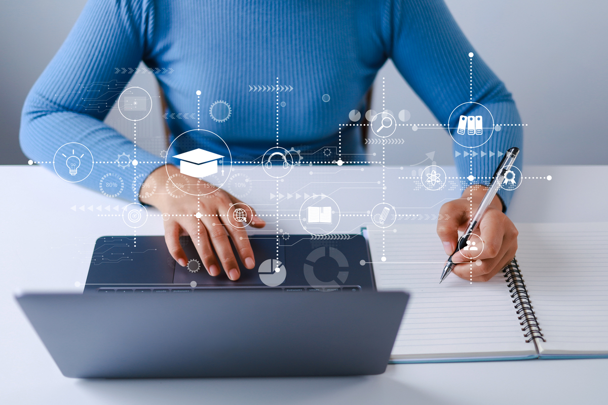 计算机：赋予生活无限美好——探讨计算机如何改变我们的生活