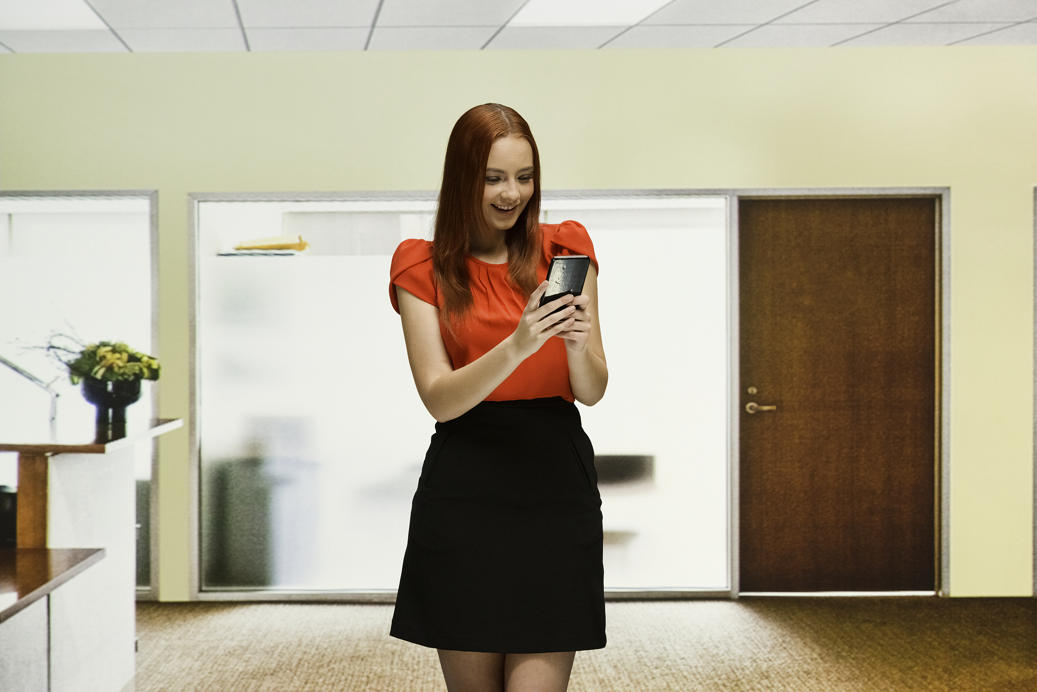 如何写短信邀请领导吃饭：礼貌、清晰、简洁