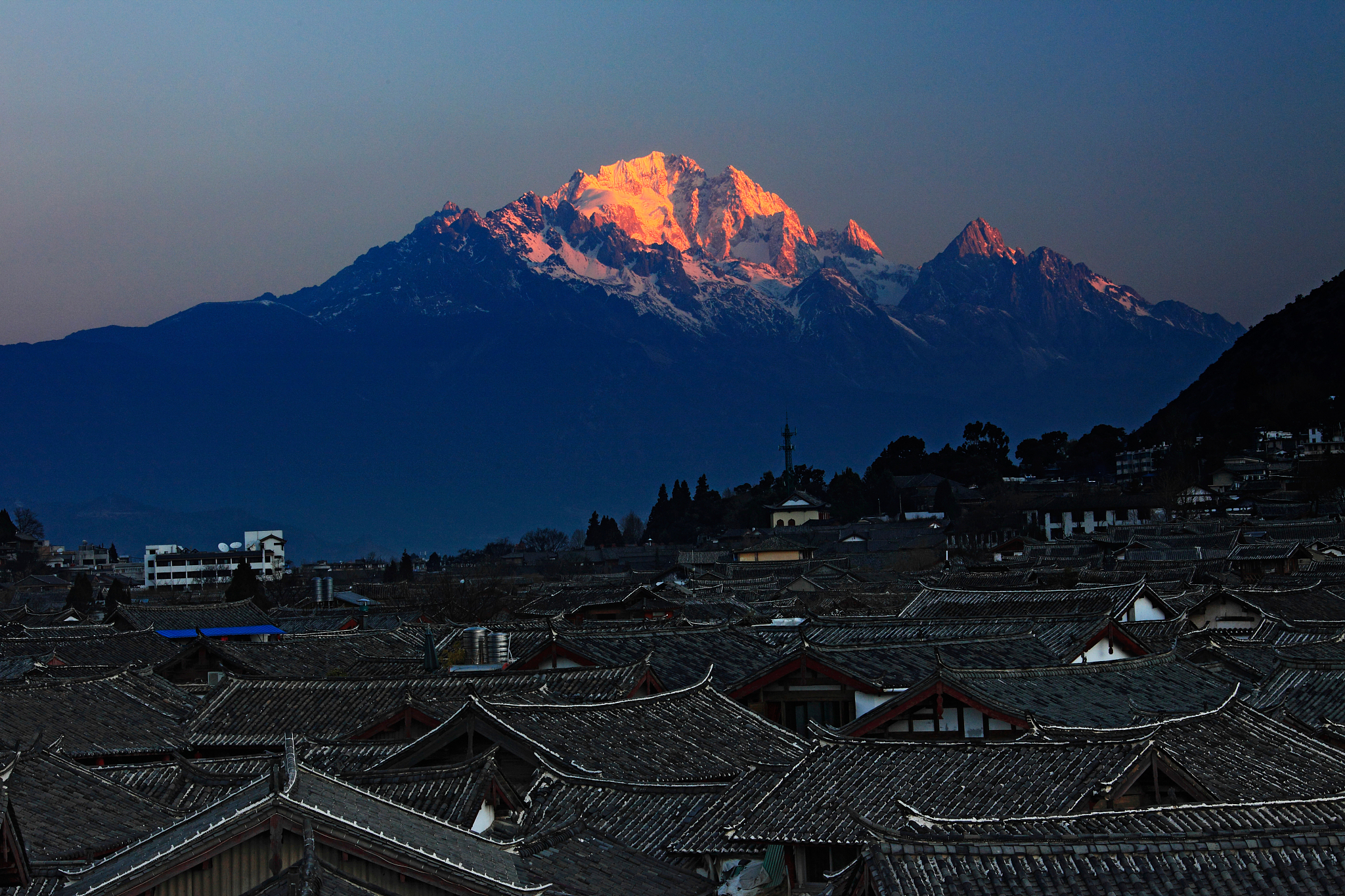 云南丽江：东方威尼斯，探秘古城、雪山和人文