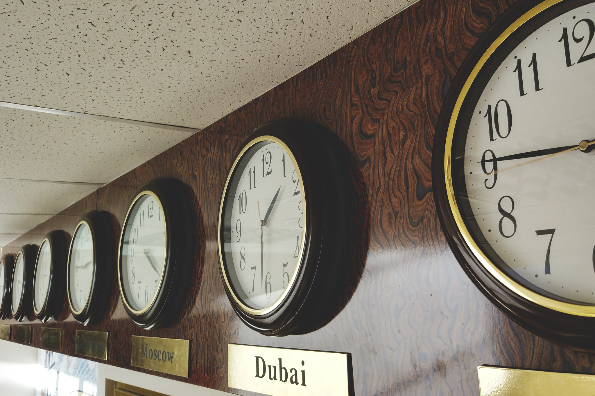 贵州省现代经济学校招生办联系电话 - 联系方式，招生信息，学校介绍