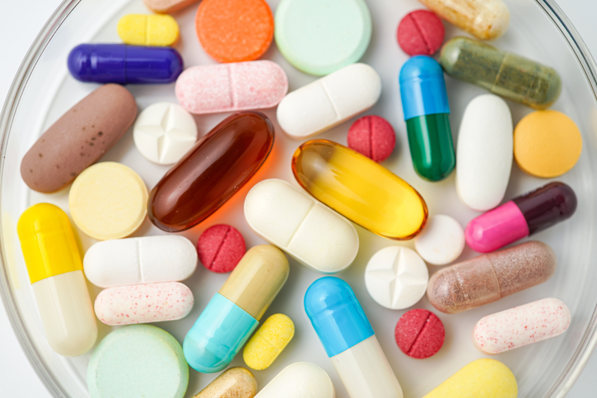 警惕药物治疗的真相：药物只能控制疾病，无法治愈！