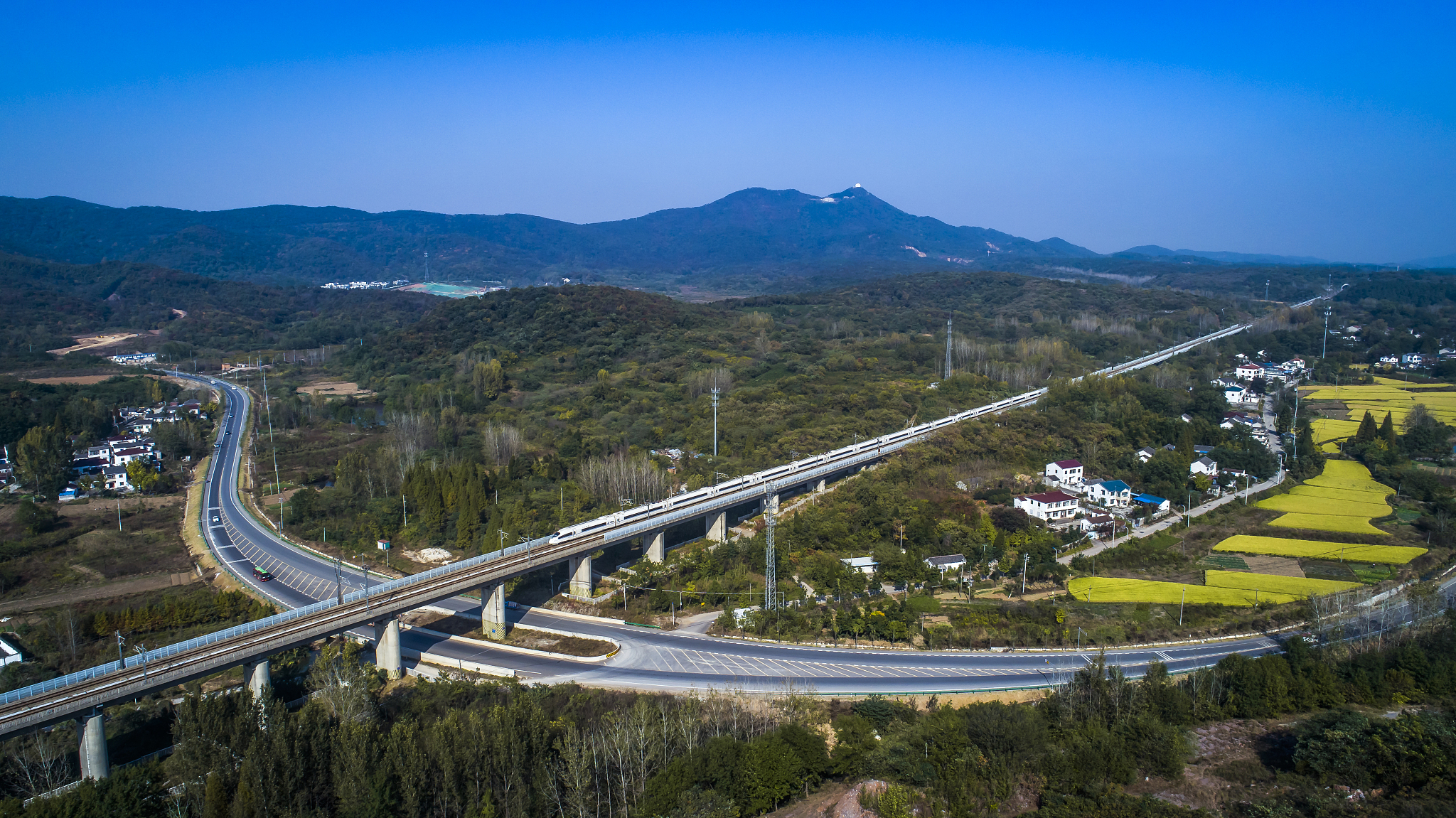 成都高铁职业学校报考指南：招生政策、要求及报名流程