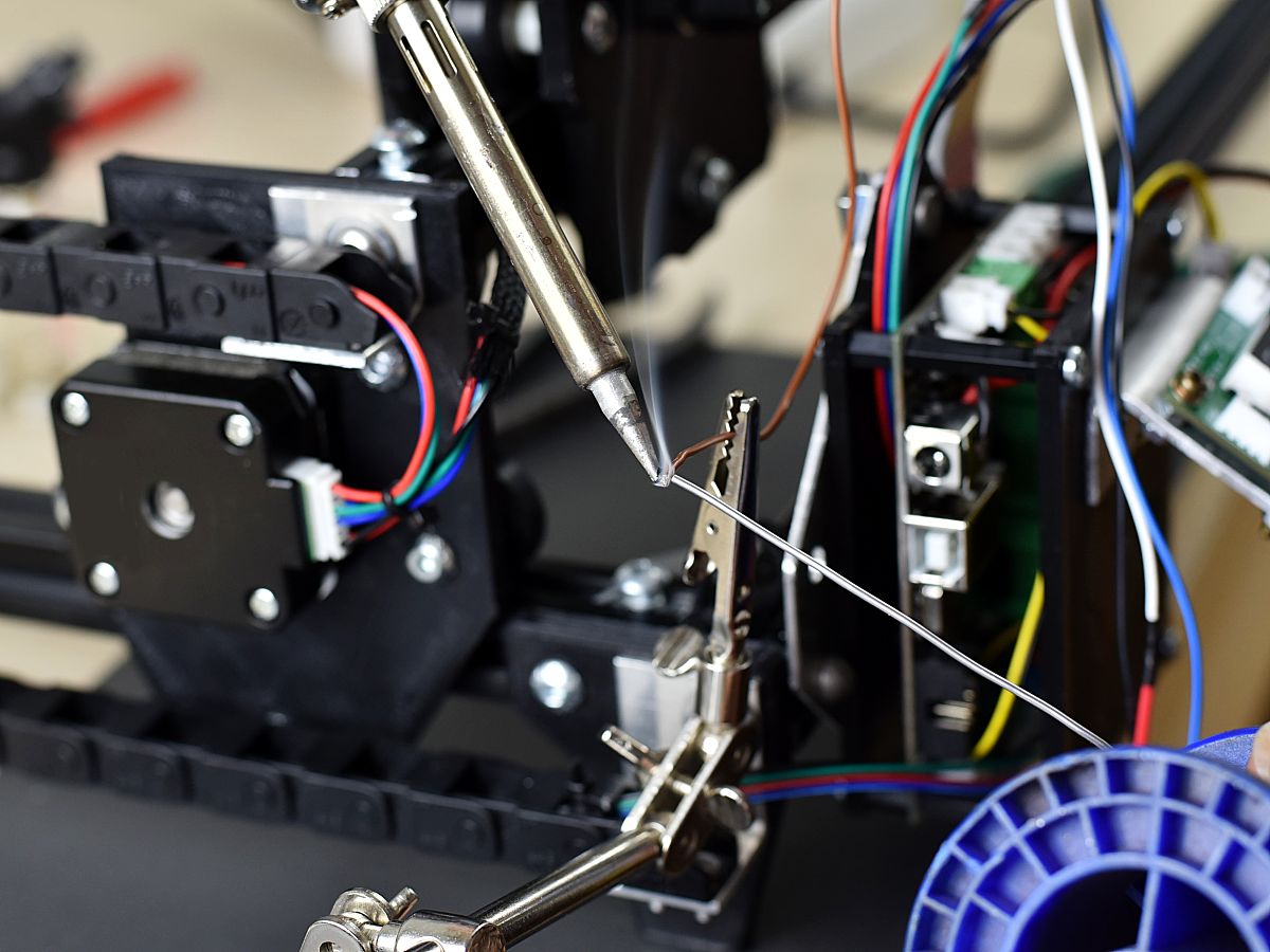 方向控制元件：原理、类型及应用 - 全面解析