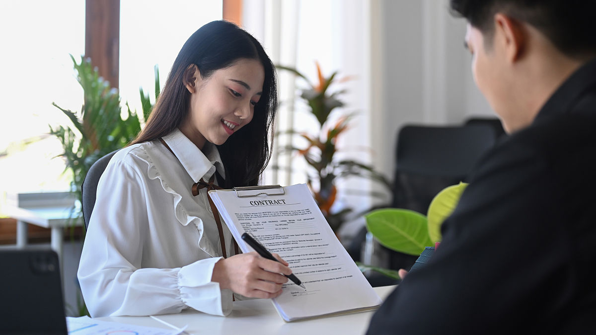 投资入股合同范本：常见类型、内容解析及法律风险