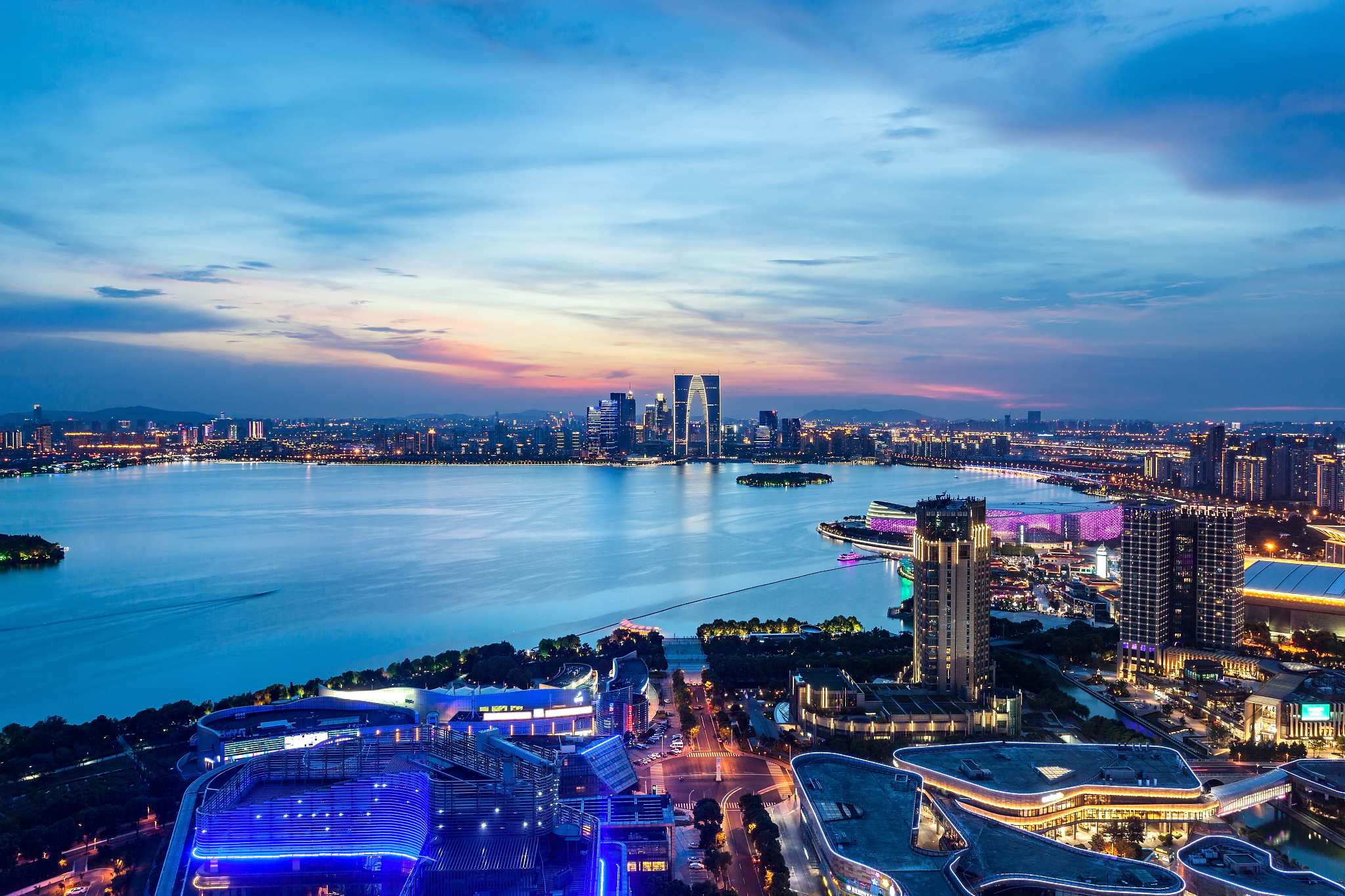 suzhou industrial park night