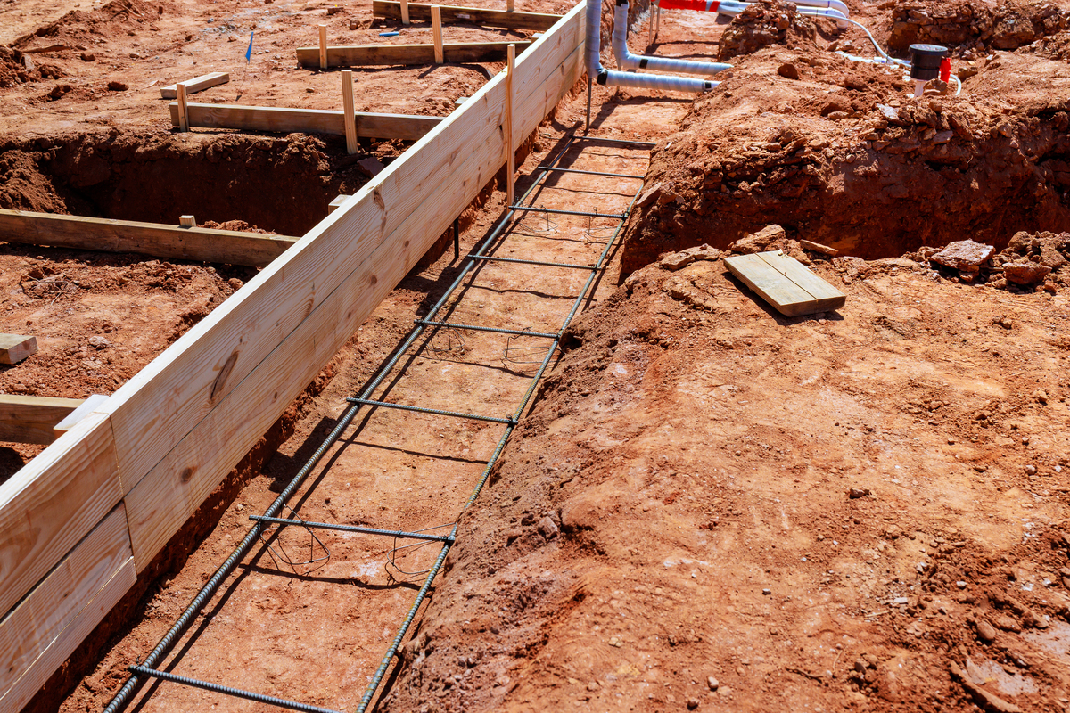 今天我确定了地基持力层和基础埋置深度续写一篇200字的日志