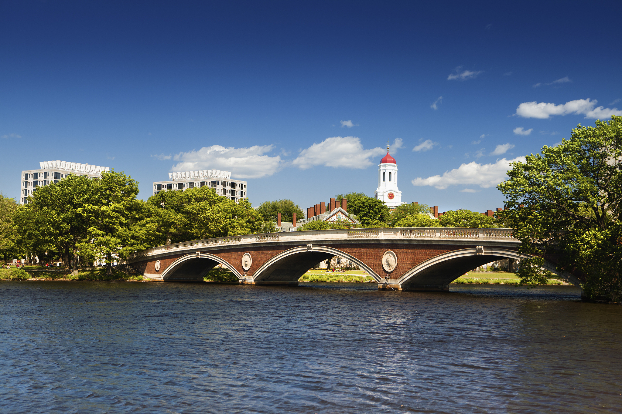 西安军需工业学校皮革制品造型设计专业好不好？怎么样？