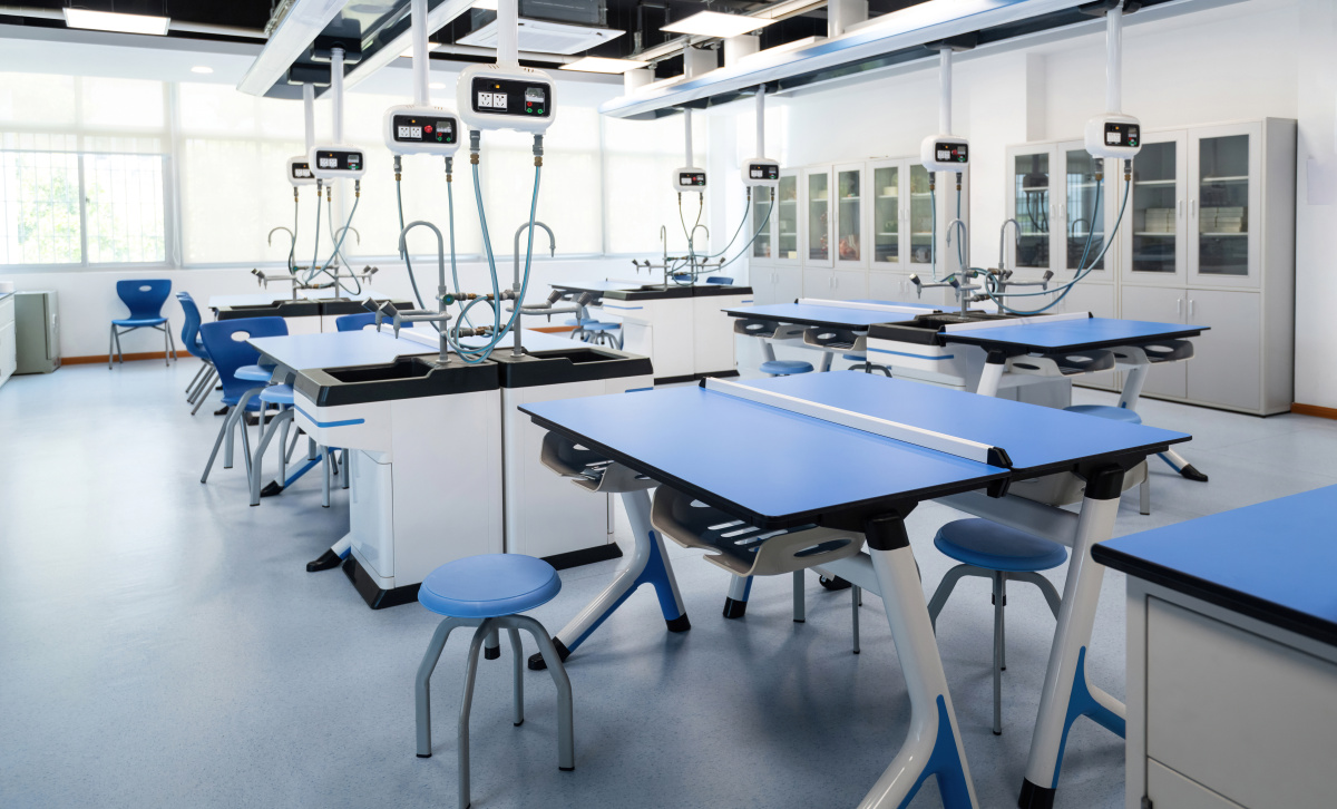 烟台轻工技工学校教学条件：设施齐全，助力学生成长