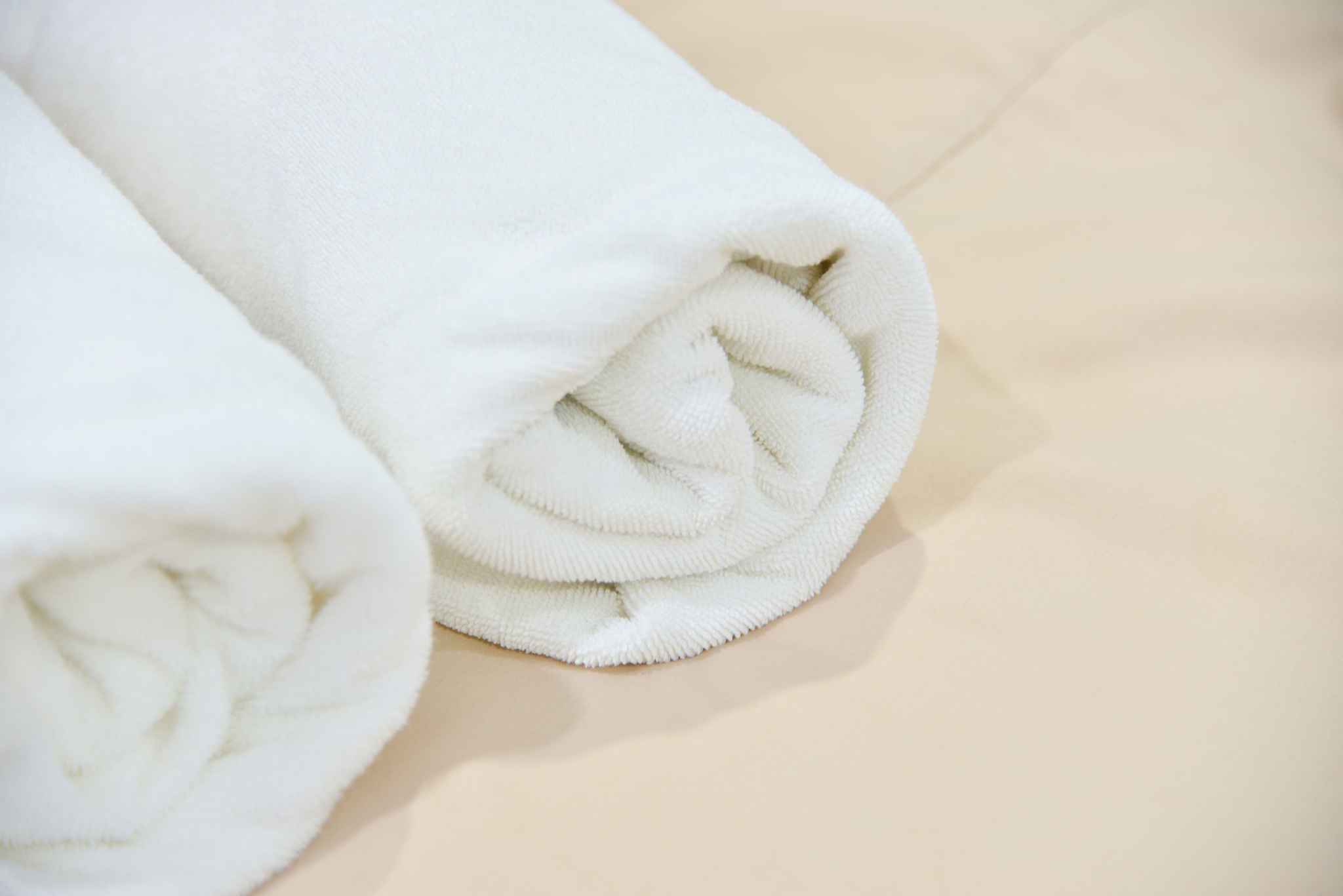 white  towels