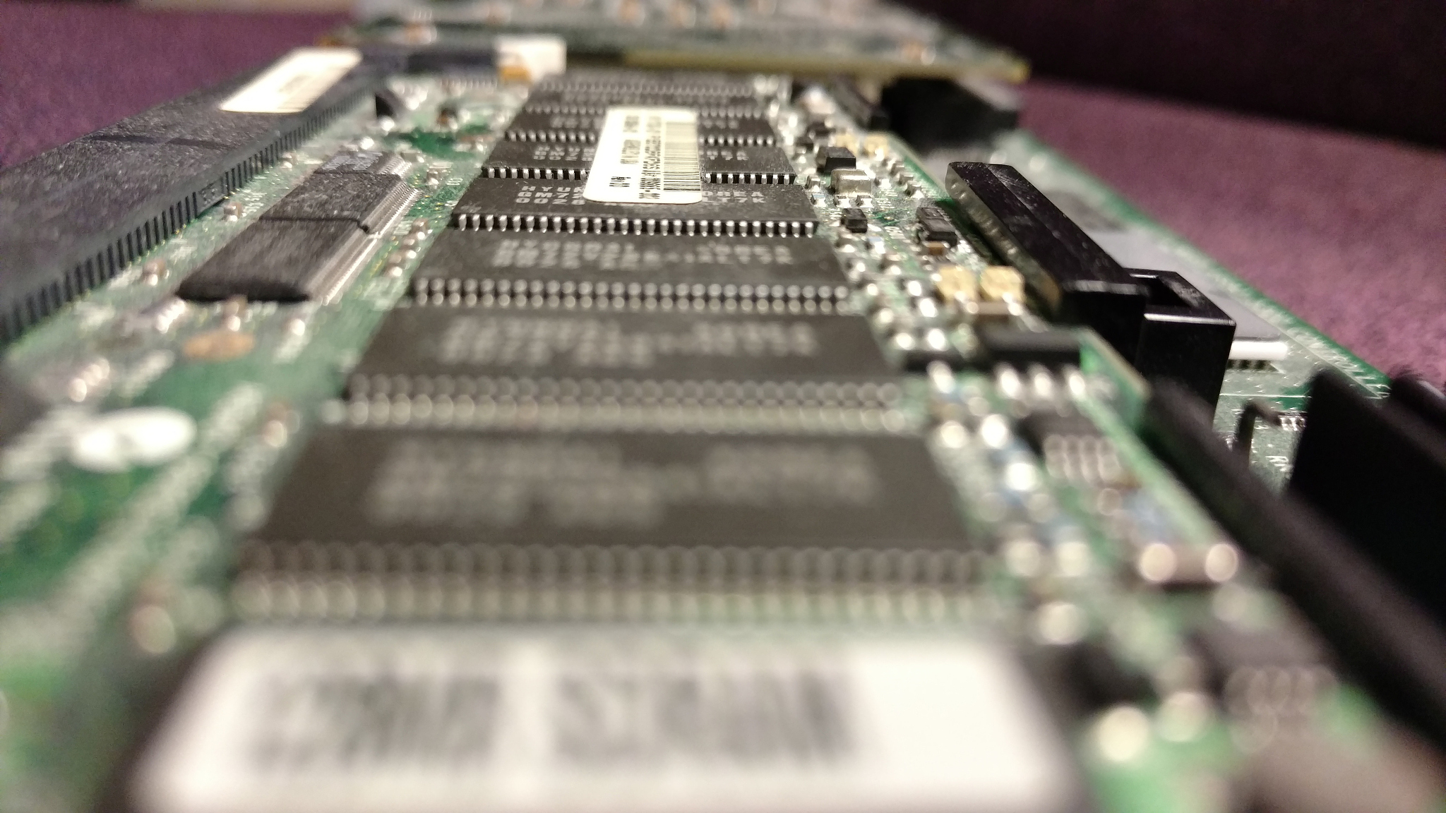 安装CPU最易损坏环节：插槽操作指南