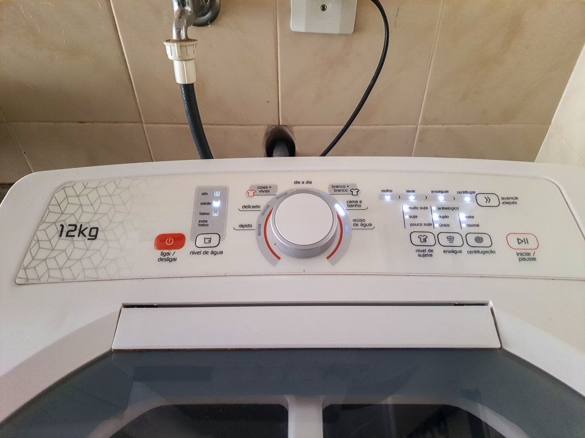 小天鹅TD100V23WIDY和TG100V23WIDY洗衣机对比：哪个更适合你？