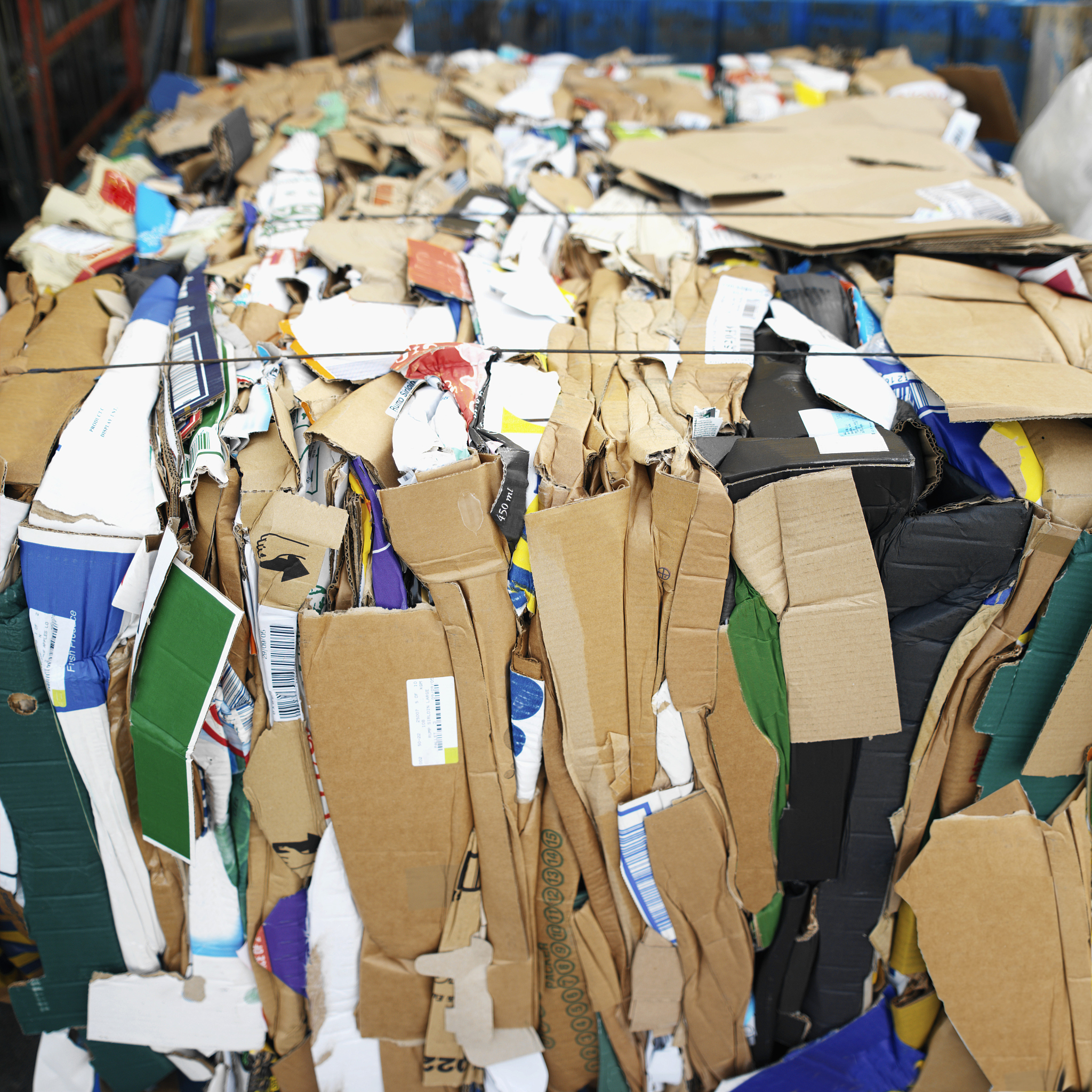 废纸皮回收的用途帮我用200字详细描述