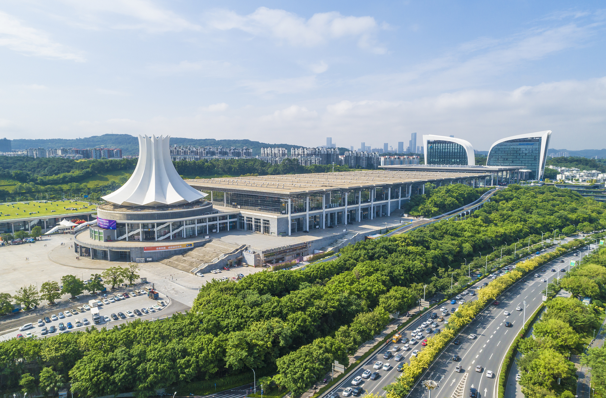 南宁东盟博览会场馆盈利模式租赁、增值服务、管理输出、投资运营1000字左右